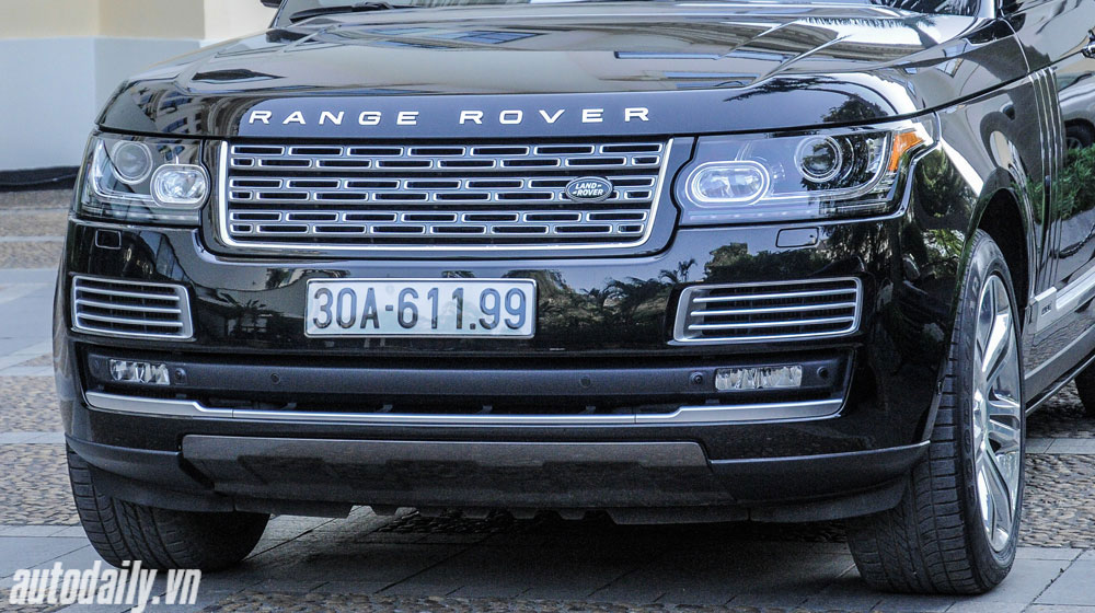 Chạm mặt SUV hạng sang giá hơn 10 tỷ đồng giữa thủ đô Hà Nội range rover 2.jpg