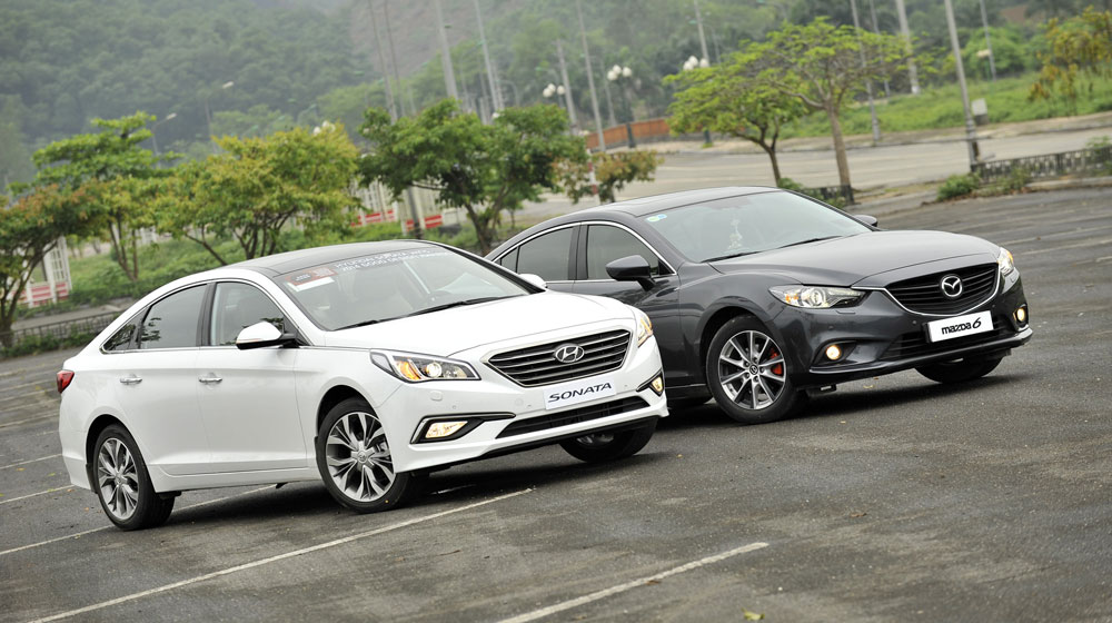 Đánh giá Hyundai Sonata và Mazda6: Cuộc đối đầu cân sức Sonata-vs-Mazda6-(1).jpg