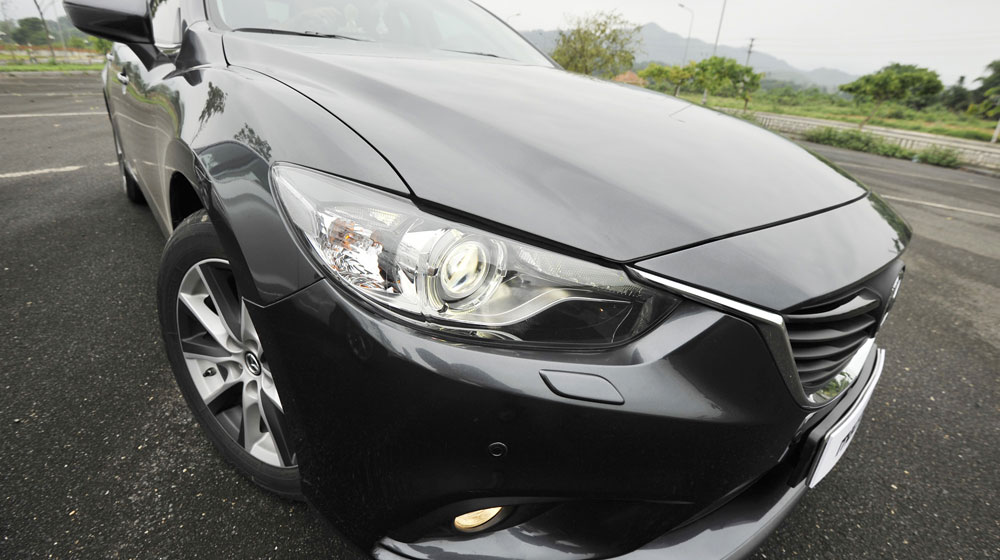 Đánh giá Hyundai Sonata và Mazda6: Cuộc đối đầu cân sức Sonata-vs-Mazda6-(4).jpg