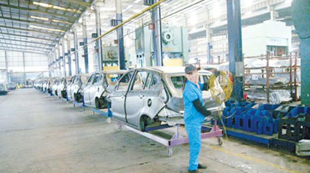 Tan giấc mơ ô tô Việt: Nên bỏ làm ôtô cá nhân? oto-viet.jpg