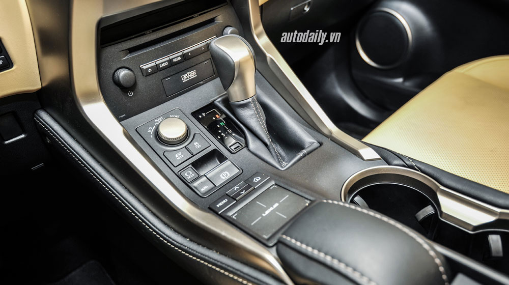 Ảnh cặp đôi Lexus NX300h đầu tiên tại Việt Nam lexus NX300h0.jpg