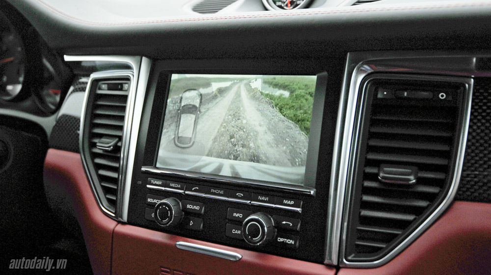 Ảnh chi tiết nội thất Porsche Macan porsche-macan (10).jpg