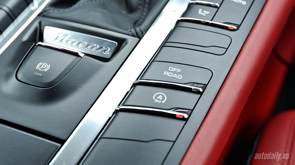 Ảnh chi tiết nội thất Porsche Macan porsche-macan (3).jpg