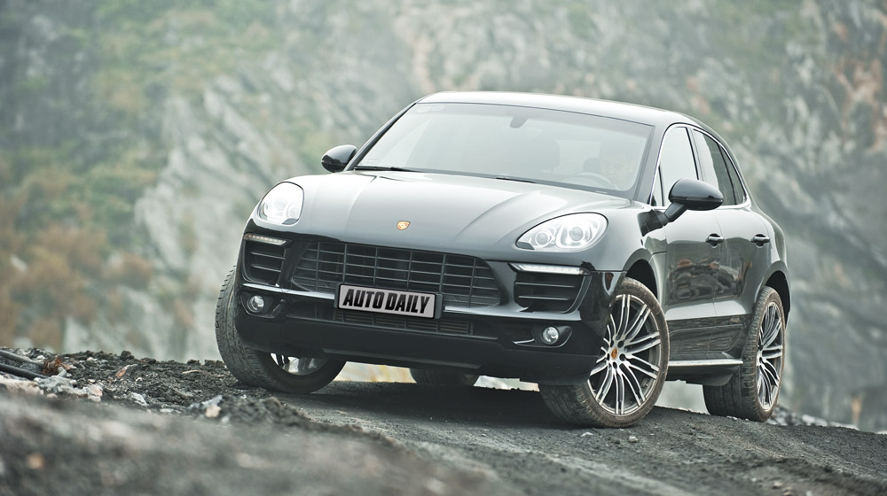 Ảnh khả năng vận hành của Porsche Macan porsche-macan-1 (1).jpg
