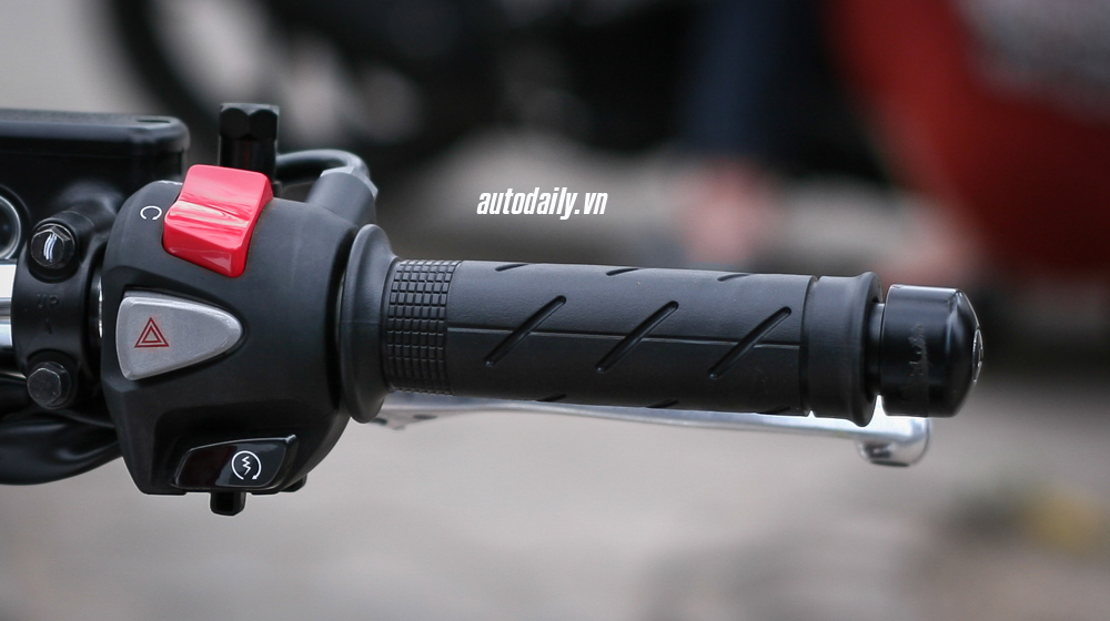 Ảnh chi tiết Honda CB400 2015 vừa cập bến Việt Nam CB400 2015 (7).jpg