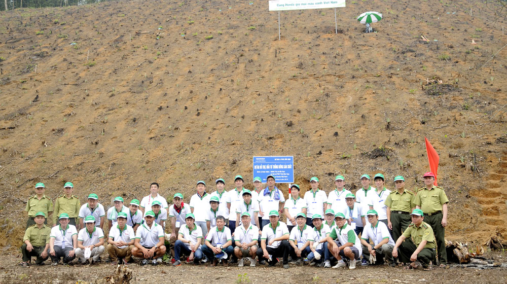 Năm thứ 3 Honda tổ chức “Ngày hội Trồng rừng” tại Bắc Kạn honda-vietnam (1).jpg