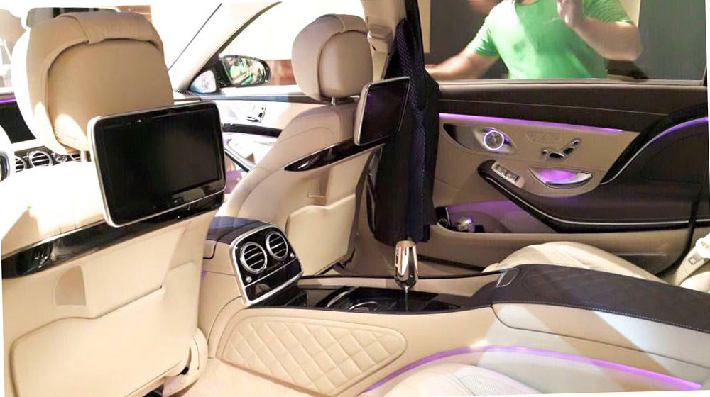 Mercedes-Maybach S600 giá gần 10 tỷ đồng chính thức 
