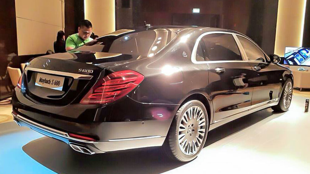 Mercedes-Maybach S600 giá gần 10 tỷ đồng chính thức 