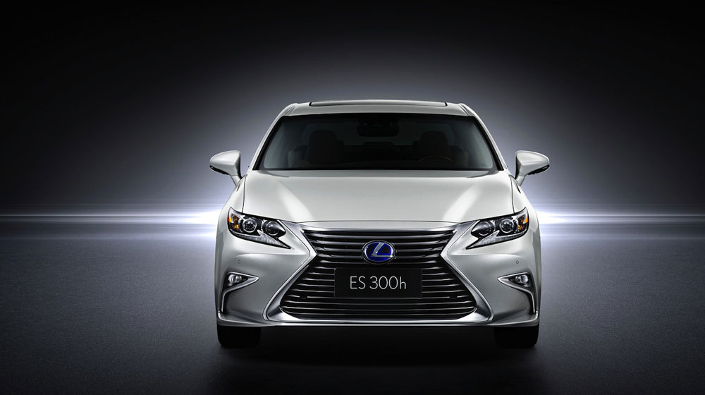 Ảnh chi tiết Lexus ES 2016 2015_ShanghaiMotorShow_2016_Lexus_ES_300h_002.jpg