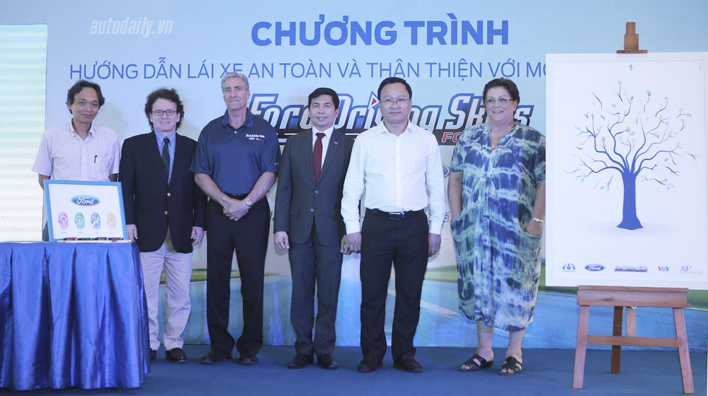 Ford giúp hàng ngàn người Việt “né” tai nạn giao thông IMG_8158.jpg