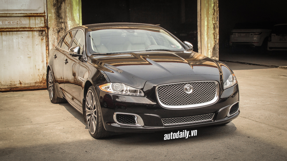 Jaguar XJ Ultimate hàng hiếm xuất hiện tại Hải Phòng XJ ultimate (2).jpg