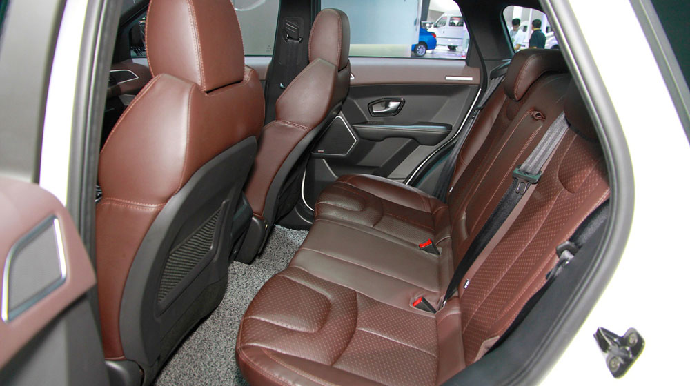 Ảnh chi tiết xe nhái Landwin X7 landwind-x7-13-1.jpg