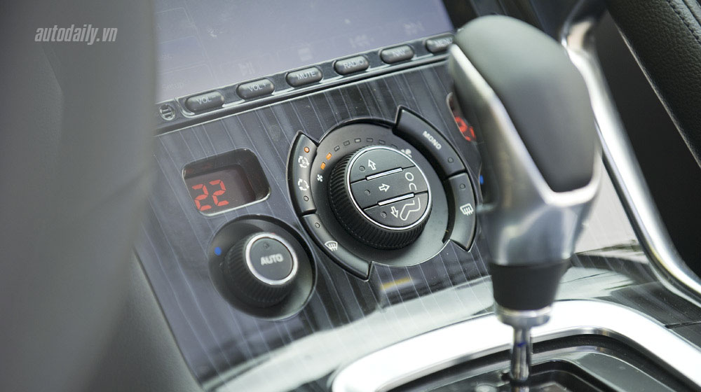 Lên Tam Đảo, thử xe “chất” Pháp Peugeot 3008 Peugeot-3008-(30).jpg