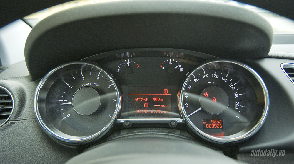 Lên Tam Đảo, thử xe “chất” Pháp Peugeot 3008 Peugeot-3008-(35).jpg