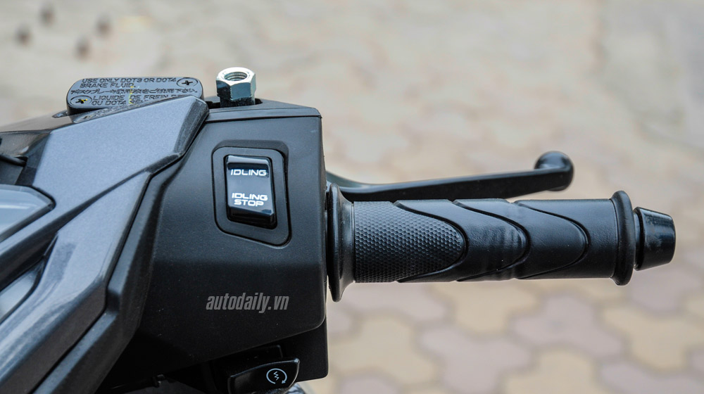 Ảnh chi tiết Honda Vario 150 eSP 2015 đầu tiên về Hà Nội honda Vario 150 (3).jpg