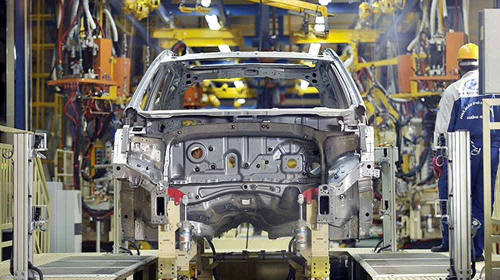 “Nóng” chuyện Toyota “đòi” 2 tỷ đô để ở lại Việt Nam cong-nghiep-oto (1).jpg