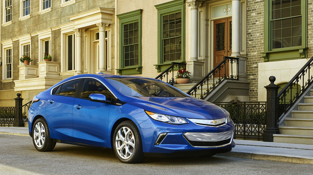 Chevrolet Volt 2016 có giá từ 33.995 USD 2016-Chevrolet-Volt-1.jpg