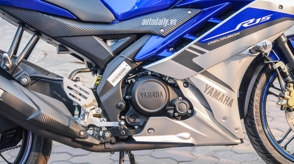 Soi chi tiết Yamaha R15 3.0 2015 vừa về Hà Nội Yamaha r15 2015 (8).jpg