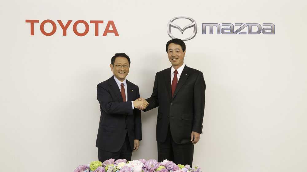 Toyota và Mazda chia sẻ công nghệ động cơ 2015-ToyotaMazda-01.jpg