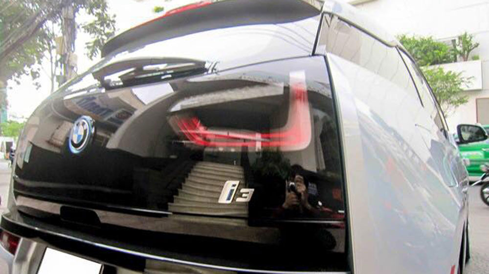 Xe điện BMW i3 bất ngờ lăn bánh tại Việt Nam bmw-i3 (2).jpg