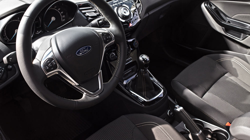 Ford Fiesta 2015 thêm loạt trang bị mới Ford-Fiesta-4.jpg