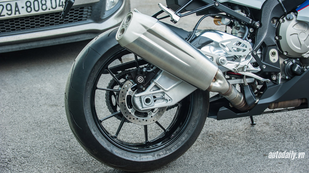 BMW S1000RR 2015 chính hãng giá ngang Honda Civic tại Hà Nội BMW S1000RR 2015 (12).jpg