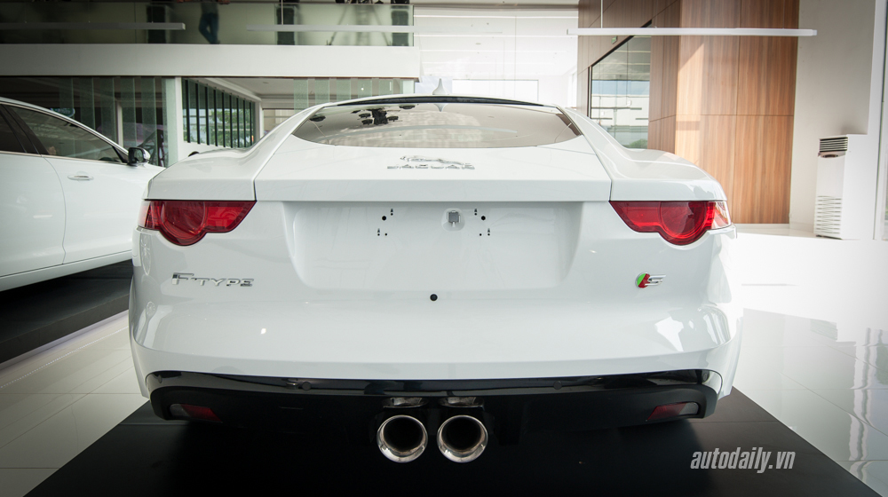 Ngắm xe thể thao Jaguar tiền tỷ tại Hà Nội F-Type_Ha_Noi (22).jpg