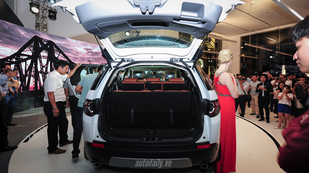 Ảnh chi tiết Land Rover Discovery Sport 2015 vừa ra mắt Land_Rover_Discovery_Sport_2015 (10).jpg