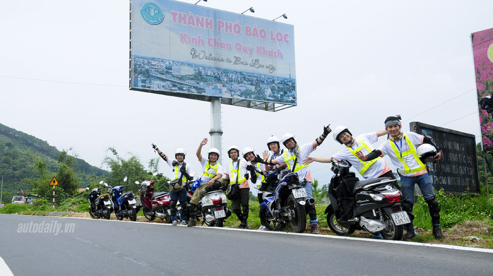 Ảnh Hành trình ngày 1 Yamaha Asia Blue Core Touring 2015 Yamaha hanh trinh ket noi dam me (11).jpg