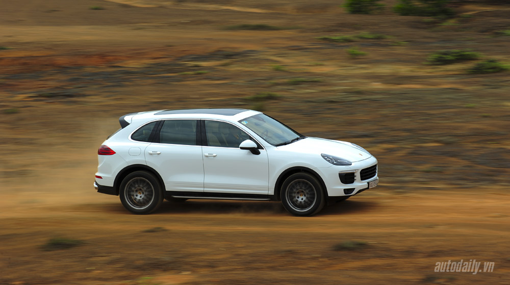 Porsche Cayenne 2015: SUV cho người 