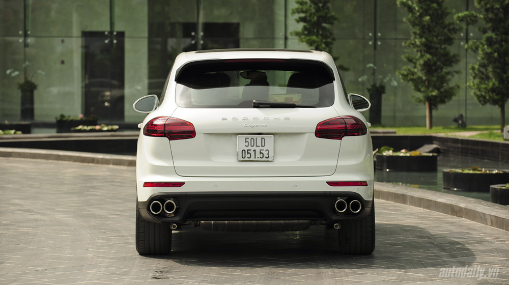 Ảnh chi tiết ngoại thất Porsche Cayenne 2015 Porsche Cayenne 2015 (3).jpg