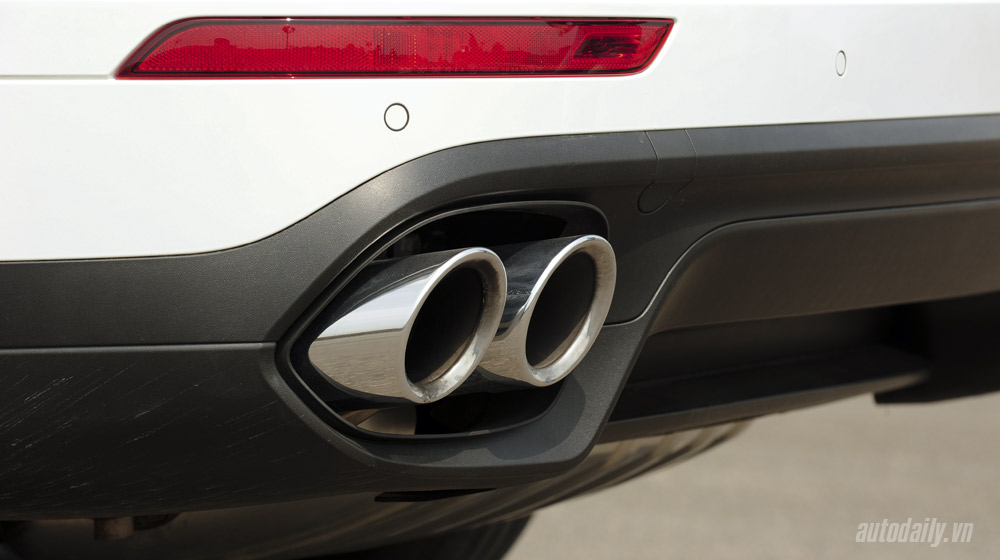 Ảnh chi tiết ngoại thất Porsche Cayenne 2015 Porsche Cayenne 2015 (37).jpg