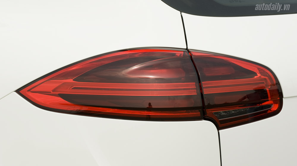 Ảnh chi tiết ngoại thất Porsche Cayenne 2015 Porsche Cayenne 2015 (38).jpg