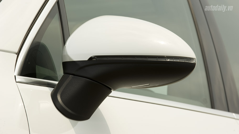 Ảnh chi tiết ngoại thất Porsche Cayenne 2015 Porsche Cayenne 2015 (42).jpg