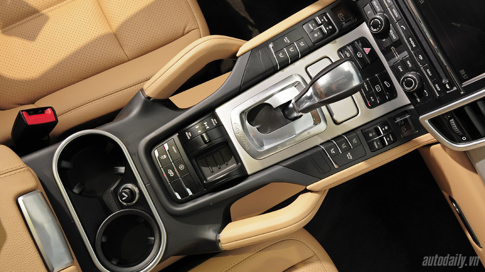 Porsche Cayenne 2015: SUV cho người 