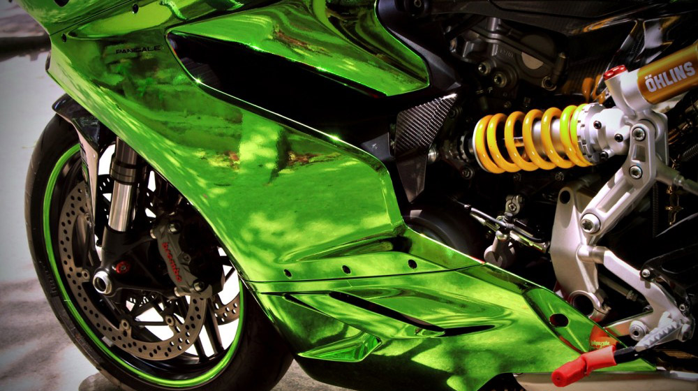 Ảnh Ducati 899 Panigale độ màu xanh lá ducati-899-panigale-ban-do-mau-chrome-cuc-an-tuong-3960-1431672164-55559564f0544.jpg