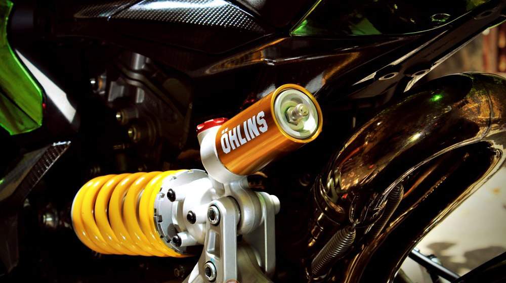 Ảnh Ducati 899 Panigale độ màu xanh lá ducati-899-panigale-ban-do-mau-chrome-cuc-an-tuong-3960-1431672170-5555956a868a1.jpg