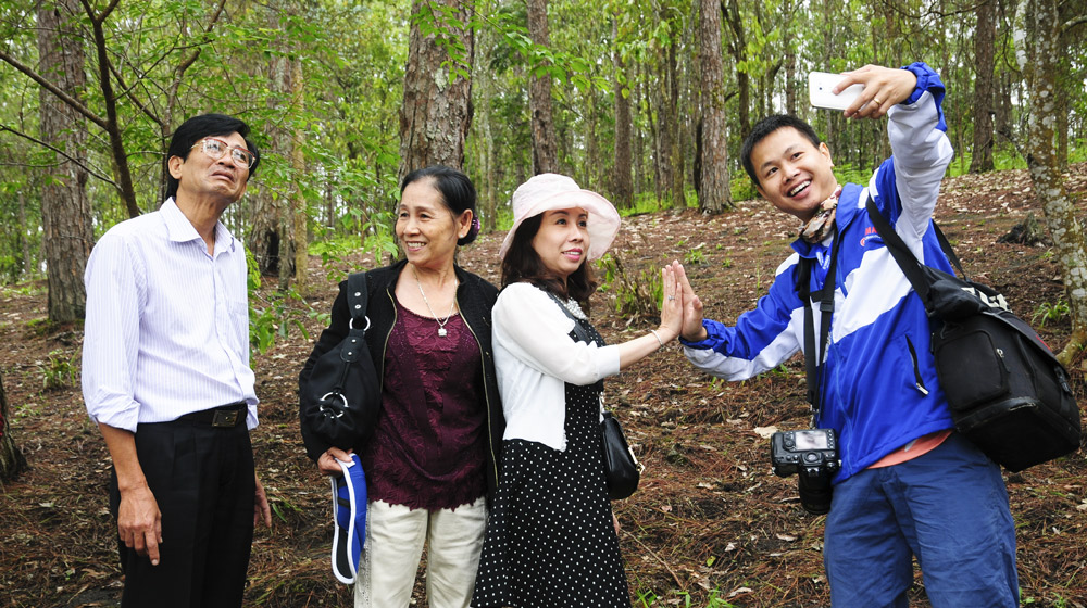 Ảnh Yamaha Tour 2015, ngày 3: Dạo chơi ở Đà Lạt Yamaha Blue Core Touring 2015 ngay 3 (13).jpg