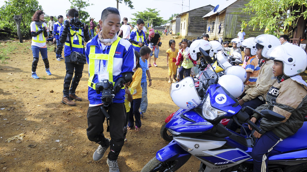 Ảnh Yamaha Tour ngày 2, đi trong nắng Tây Nguyên, mưa đại ngàn Yamaha Blue Core Tourning 2015 ngay 2 (10).jpg