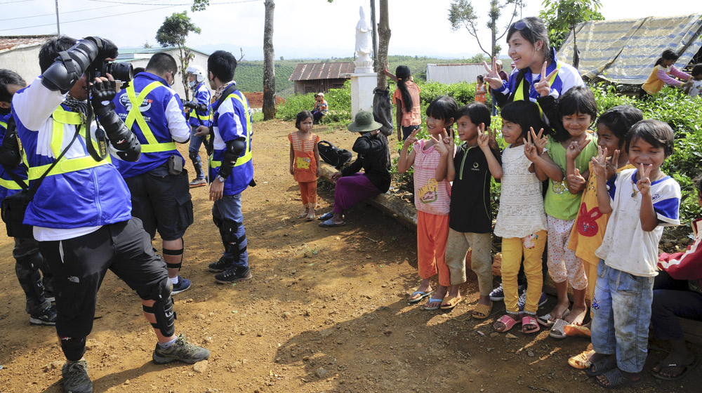 Ảnh Yamaha Tour ngày 2, đi trong nắng Tây Nguyên, mưa đại ngàn Yamaha Blue Core Tourning 2015 ngay 2 (6).jpg