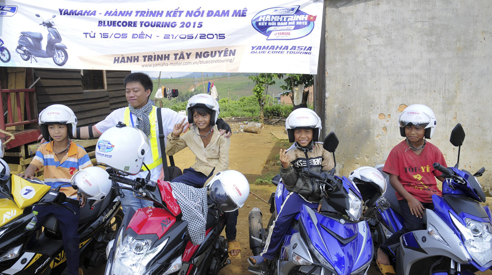 Ảnh Yamaha Tour ngày 2, đi trong nắng Tây Nguyên, mưa đại ngàn Yamaha Blue Core Tourning 2015 ngay 2 (9).jpg
