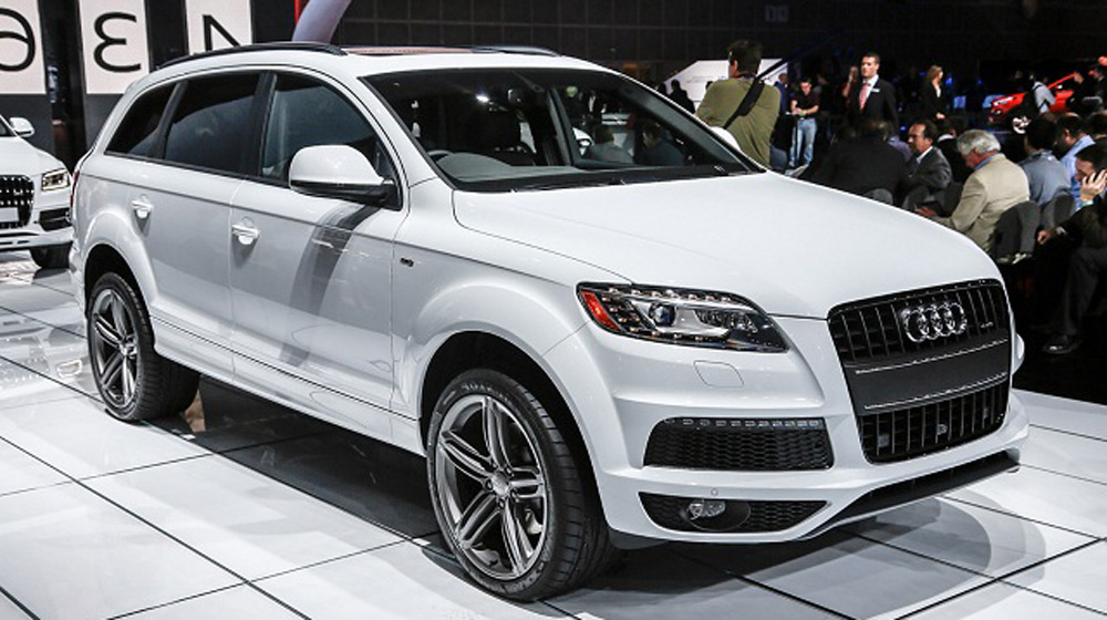 Dưới 4 tỷ đồng, chọn SUV hạng sang nào? 2014-AUDI-Q7-front-view1.jpg