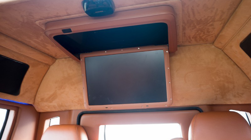 Khám phá “siêu” SUV bọc thép gần triệu đô conquest-knight-xv-9.jpg