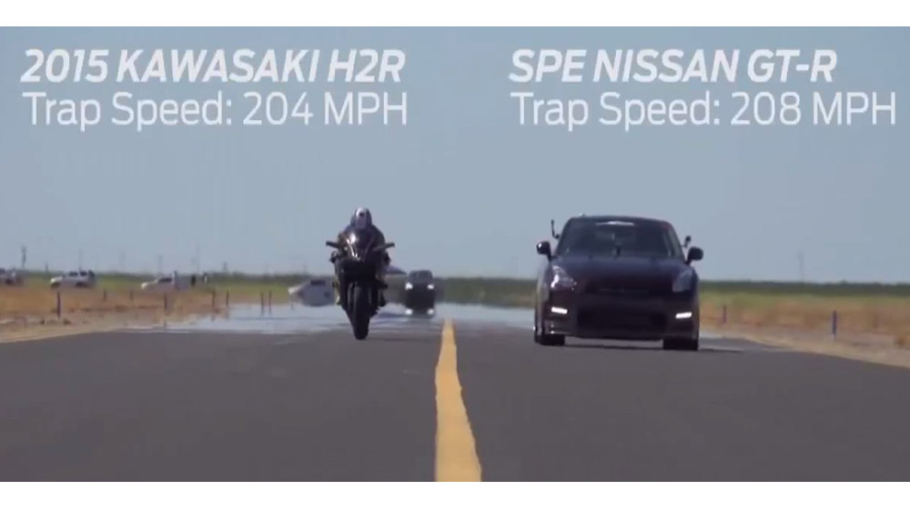 Video: Kawasaki Ninja H2R cho Bugatti Veyron 