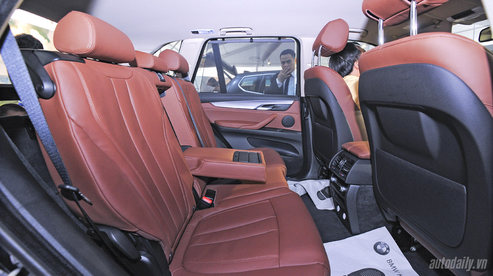 Porsche Cayenne vs. BMW X5: Cuộc chiến của người Đức cayenne vs bmw x5 (16).jpg