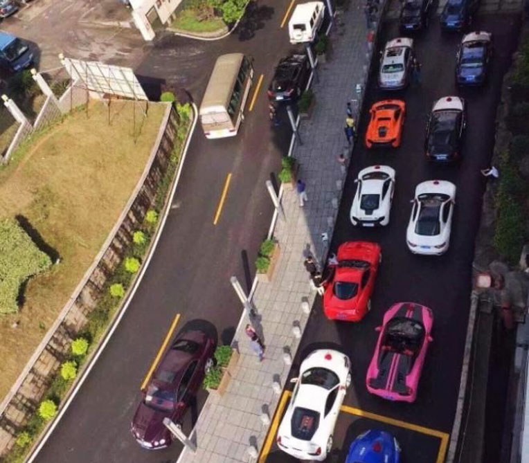 Đám cưới toàn siêu xe, người Việt “chưa là gì” damcuoisieuxe-(5).jpg