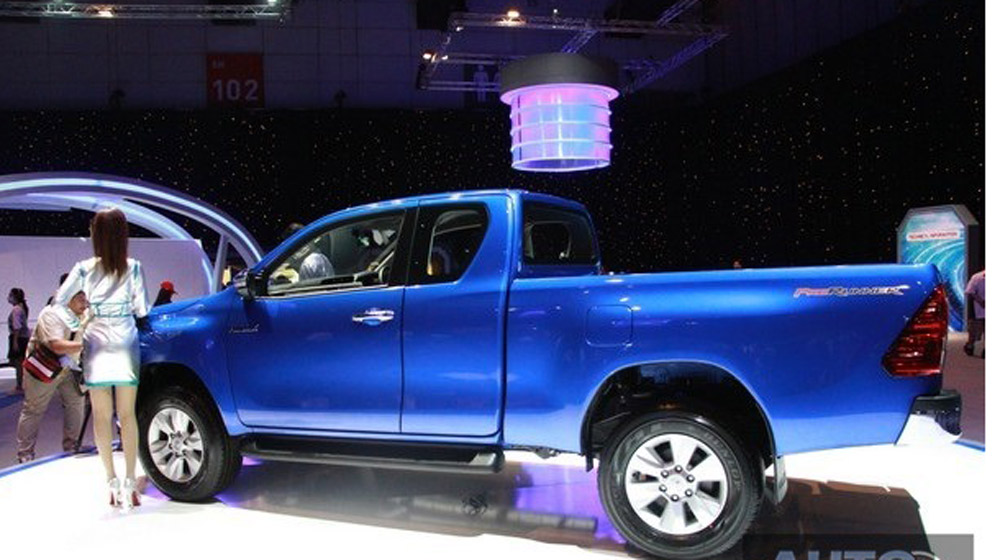 Toyota Hilux 2016 chính thức ra mắt, giá từ 17.000 USD IMG_5158_610.jpg