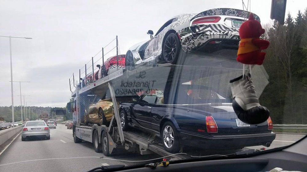 Gumball 3000: Hành trình siêu xe lớn nhất thế giới sắp khởi hành camry-le-2015-(5).jpg