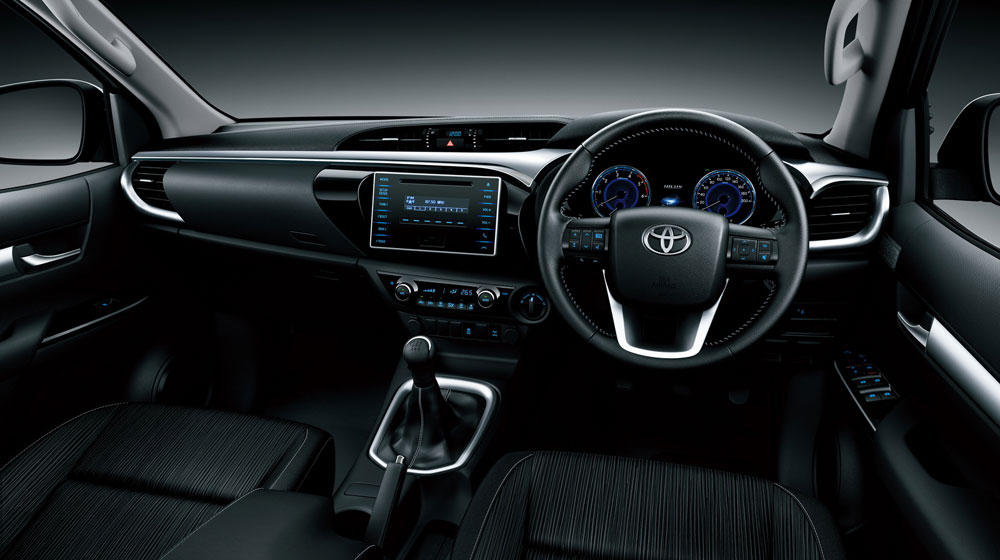 Ảnh chi tiết Toyota Hilux 2016 2016-Toyota-Hilux-8.jpg