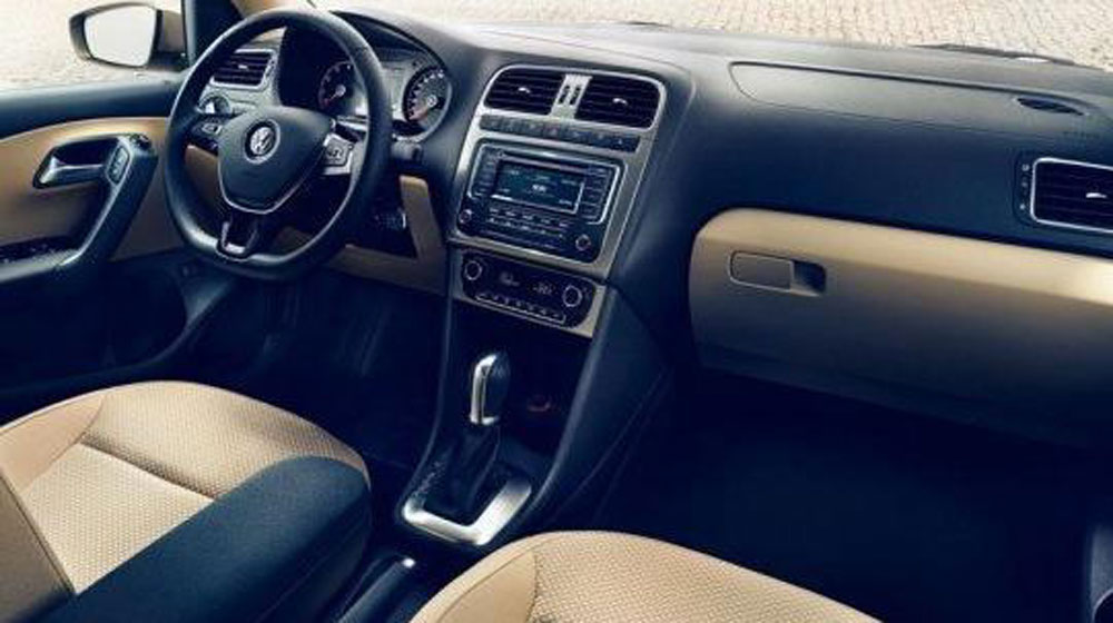 Volkswagen Polo sedan bản cải tiến lộ diện volkswagen-polo (3).jpg